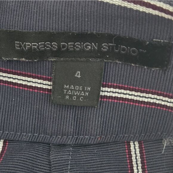 Express Design Studio Blue Striped Mini Skirt - Picture 3 of 4